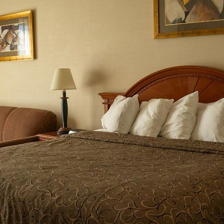 Hotel Topeka At City Center Εξωτερικό φωτογραφία