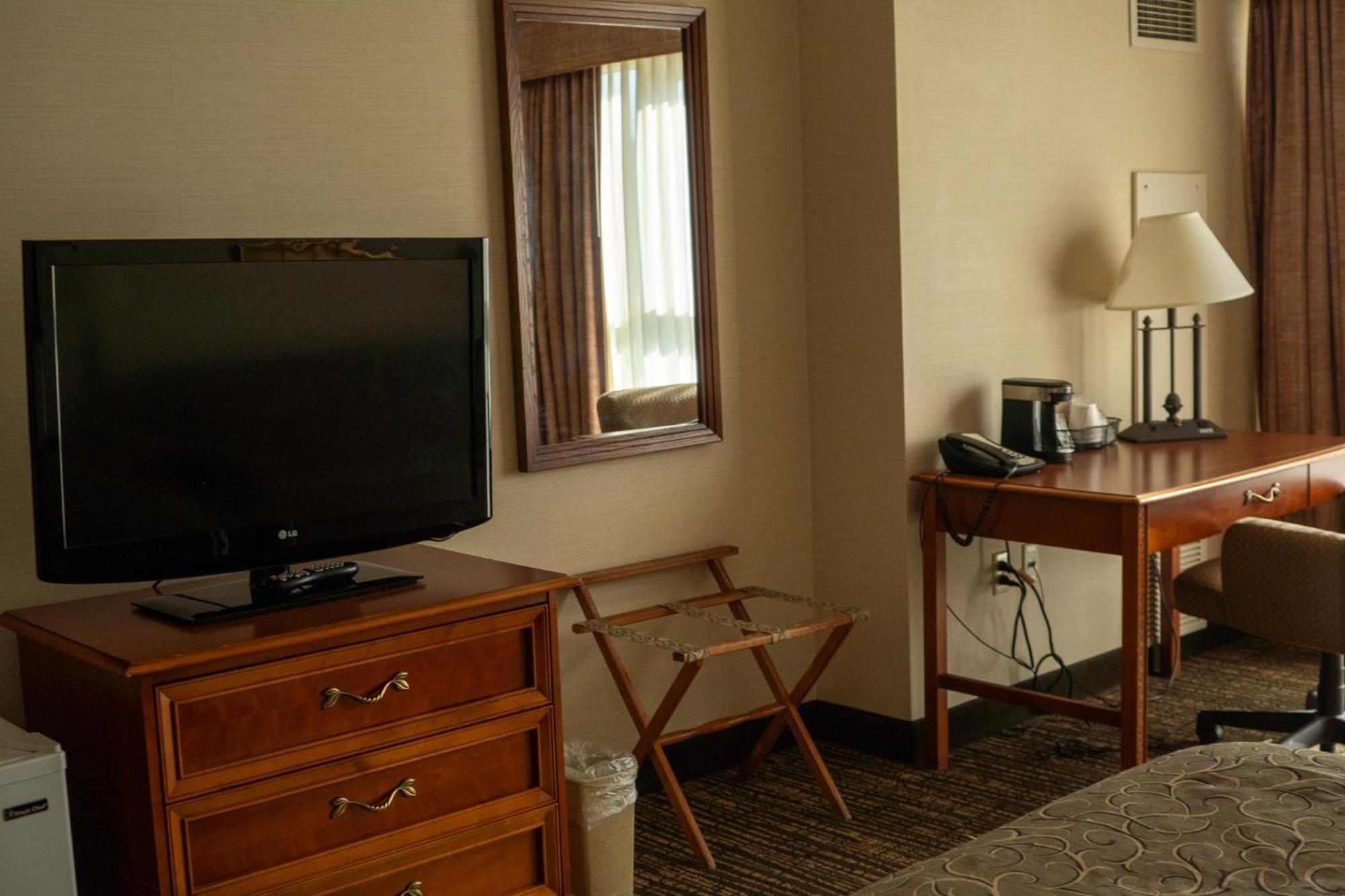 Hotel Topeka At City Center Εξωτερικό φωτογραφία
