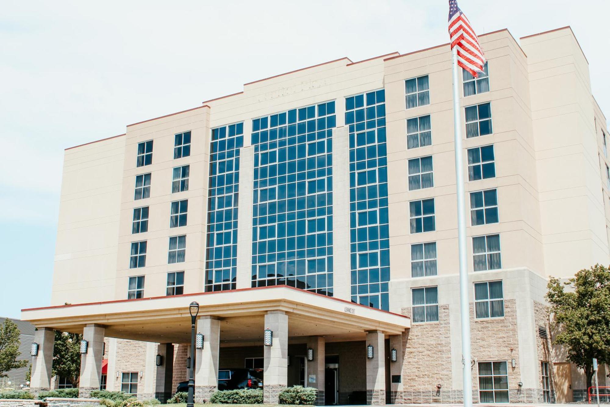Hotel Topeka At City Center Εξωτερικό φωτογραφία