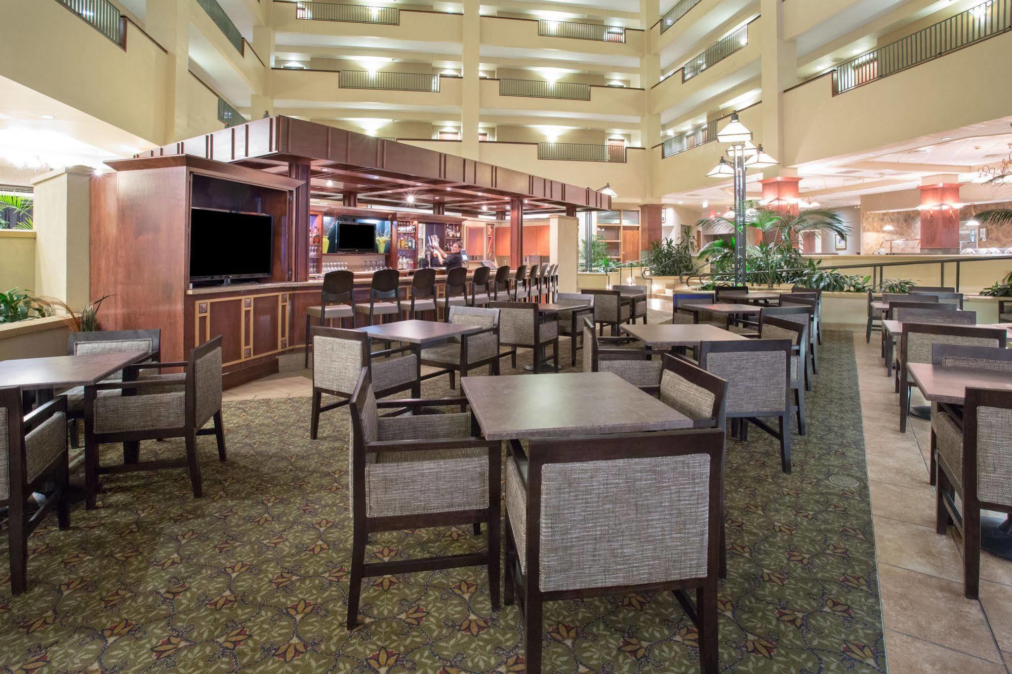 Hotel Topeka At City Center Εξωτερικό φωτογραφία